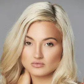 Deanna Leggett Net Worth 2026: Money, Salary, Bio | CelebsMoney